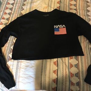 Cropped nasa top